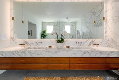 A rare offering - a modern architectural masterwork commanding - photo 37