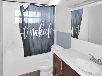 2/1 each side CBS Duplex with easy access to US 1 and downtown - photo 4
