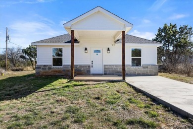 Lake Home For Sale in Granbury, Texas