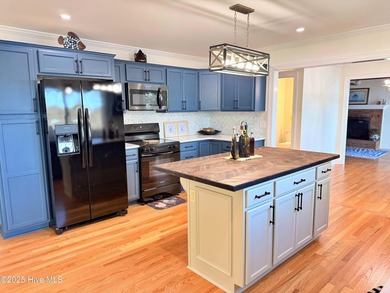 WOODED HIGH-ELEVATION TRENT RIVER HOME. This exceptional - photo 13
