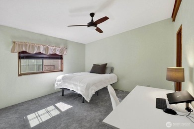 Welcome to Robin Lane Park, a peaceful 55+ community ideally - photo 13