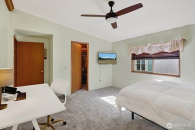 Welcome to Robin Lane Park, a peaceful 55+ community ideally - photo 15