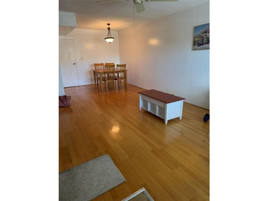 Enjoy carefree Florida living in this well-maintained 2-bedroom - photo 2