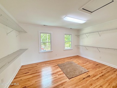 WOODED HIGH-ELEVATION TRENT RIVER HOME. This exceptional - photo 24