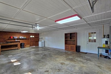 Discover your waterfront oasis in the peaceful Fairmount - photo 33