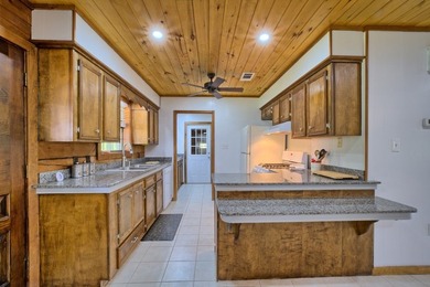 Discover your waterfront oasis in the peaceful Fairmount - photo 38