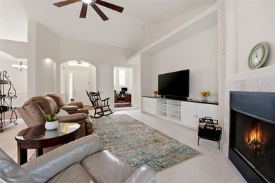 Custom-built home on 4 CLEARED LOTS with beautiful, manicured - photo 8
