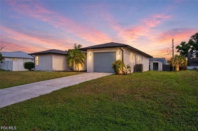 Fully Remodeled 3BR/2BA with Impact Windows & New Roof. Welcome - photo 2