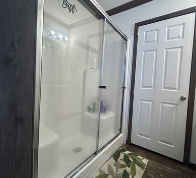 One owner move-in ready 2021 Eagle River Chesapeake 2 bedroom 1 - photo 13