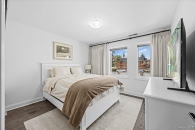A premier waterfront offering in Golden Beach Estates, this - photo 14