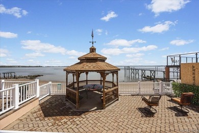 A premier waterfront offering in Golden Beach Estates, this - photo 19