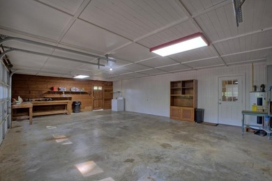 Waterfront living at its best on Toledo Bend Reservoir in the - photo 31