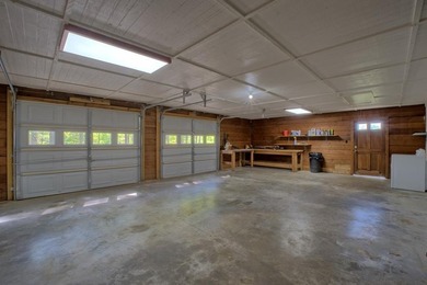 Waterfront living at its best on Toledo Bend Reservoir in the - photo 32