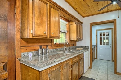 Waterfront living at its best on Toledo Bend Reservoir in the - photo 37