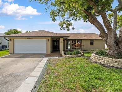 Virtually Staged. Welcome to your own private Florida retreat in - photo 45