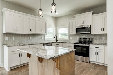 Camden Model Now Available with ADDED Main floor hardwoods! - photo 6