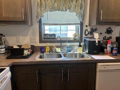 One owner move-in ready 2021 Eagle River Chesapeake 2 bedroom 1 - photo 51