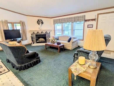 Welcome to this spacious one level ranch, manufactured home - photo 2