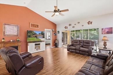 Under contract-accepting backup offers. Welcome home to this - photo 4