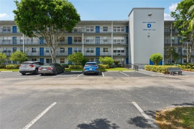 Lake Condo For Sale in Pembroke Pines, Florida