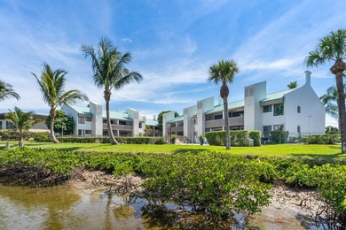 Newly remodeled 2/2 waterfront North Palm condo available on the - photo 8