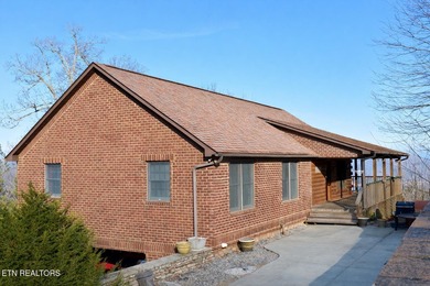 Norris Lake Home For Sale in Maynardville Tennessee