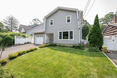 Welcome to this charming 3 bedroom,1.5 bath colonial featuring - photo 2