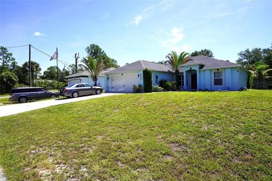 3/2/2 Pool Home with extra parking space. Concrete parking pad - photo 3