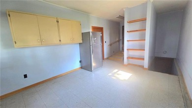 Discover the perfect blend of country living and convenience - photo 17