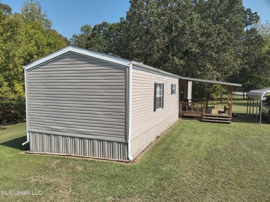 Welcome to 2077 Bethel Church Road in Holcomb, Mississippi, a - photo 9
