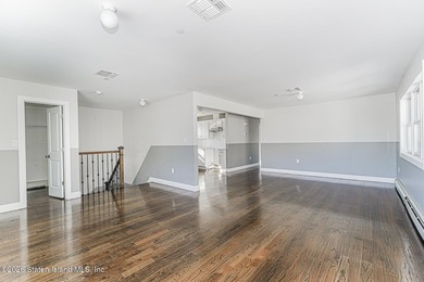 Huge TWO Family 6/6 detached in tranquil location on over 7000 - photo 22