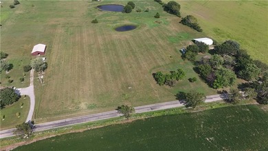 Discover the perfect blend of country living and convenience - photo 23