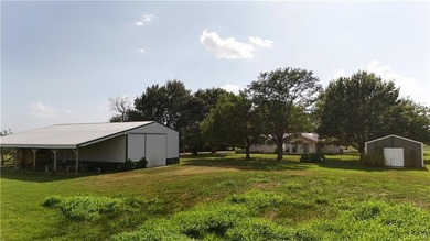 Discover the perfect blend of country living and convenience - photo 24