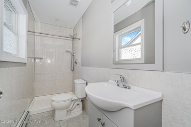 Huge TWO Family 6/6 detached in tranquil location on over 7000 - photo 32