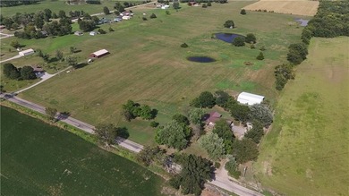 Discover the perfect blend of country living and convenience - photo 34