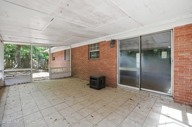 This cozy 3-bedroom, 2-bath home is full of potential! Being - photo 34