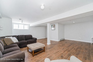 Huge TWO Family 6/6 detached in tranquil location on over 7000 - photo 34