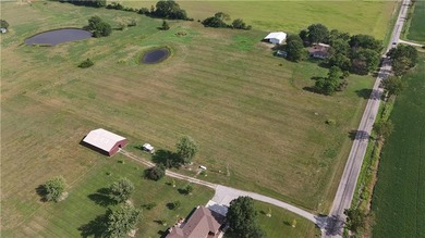 Discover the perfect blend of country living and convenience - photo 35