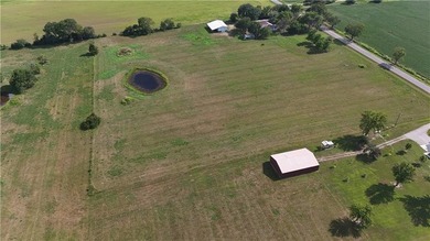 Discover the perfect blend of country living and convenience - photo 36