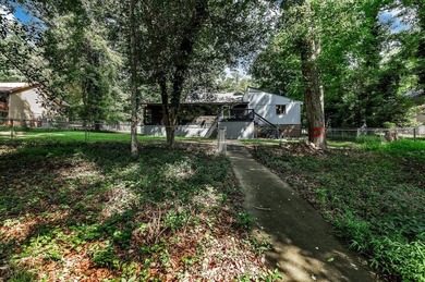 Discover this lakeside retreat offering tranquility and lake - photo 40