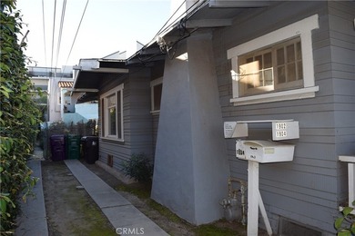 Three unit investment opportunity in Alamitos Beach, just - photo 5