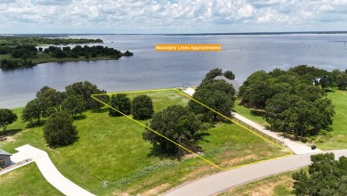 Lake Acreage For Sale in Streetman, Texas