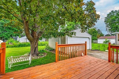 Northeast side ranch in move-in condition! Hard wood floors in - photo 8