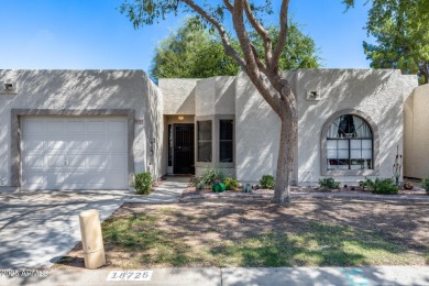 (private lake, pond, creek) Townhome/Townhouse For Sale in Peoria Arizona