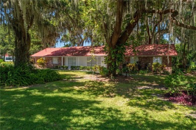 Lake Ariana Home Sale Pending in Auburndale Florida