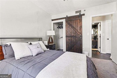 Welcome Home to this gorgeous 1 Bedroom 1 Bath Condo in Midtown