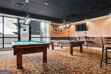 Welcome Home to this gorgeous 1 Bedroom 1 Bath Condo in Midtown