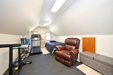 Just listed! This lovingly cared-for, well-maintained detached - photo 15