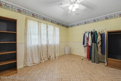 This large 1 level home has endless possibilities. 2 huge living - photo 19