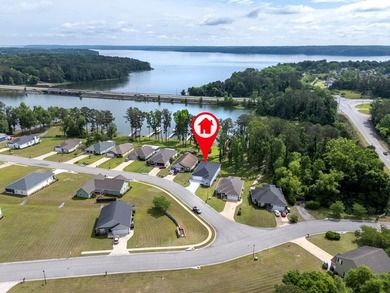 New Construction waterfront home on gently sloping lot on - photo 6